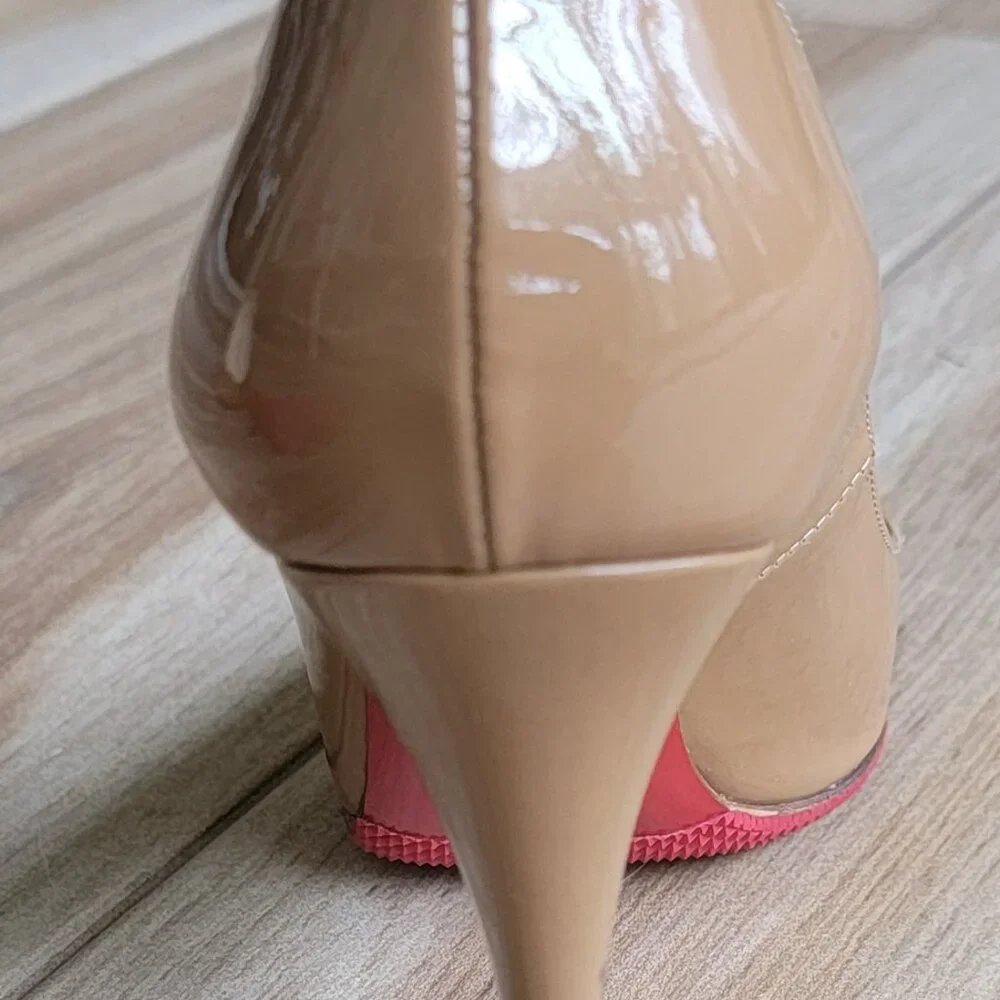 Christian Louboutin Nude Square Toe Patent leather Pumps Eur. 36 - Picture 11 of 16